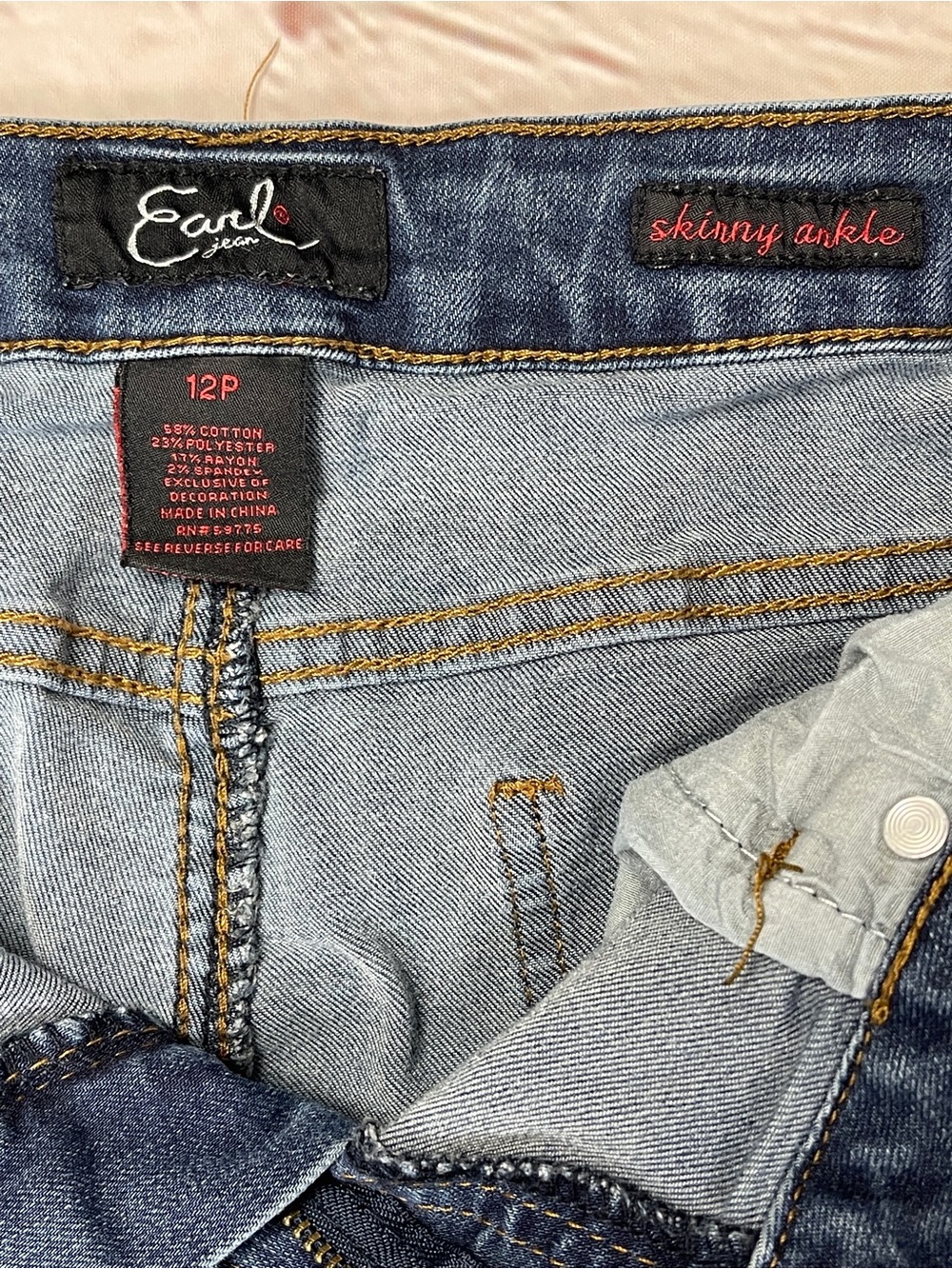 EARL unique blue skinny ankle jeans with floral embroidery, size 12P - Picture 4 of 12